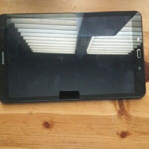 Samsung Black Tablet For Parts